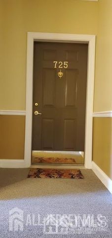725 Timberlake Drive, Ewing, NJ 08618