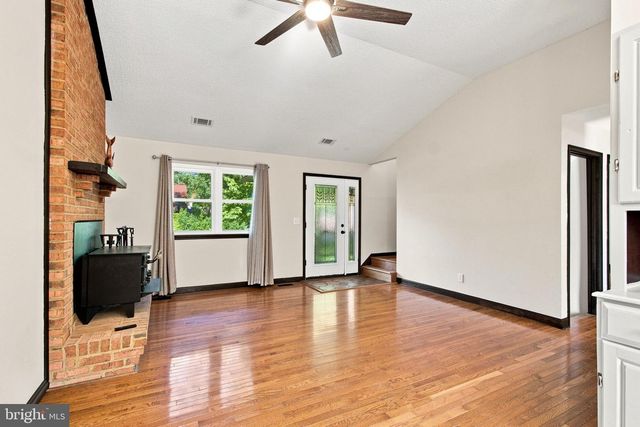 160 CHOPTANK RD, Stafford, VA 22556