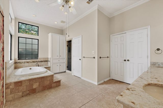 14015 Highmark Square, Dallas, TX 75254