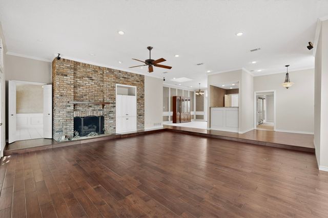 14015 Highmark Square, Dallas, TX 75254