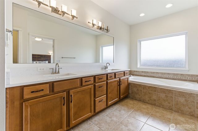 4320 Cashmere Drive NE, Lacey, WA 98516