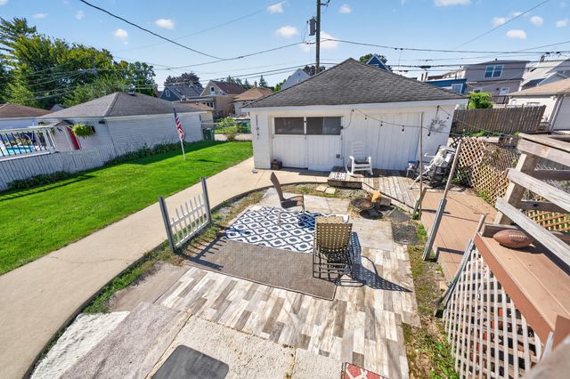 1224 Gunderson Avenue, Berwyn, IL 60402