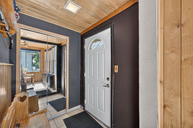1224 Gunderson Avenue, Berwyn, IL 60402