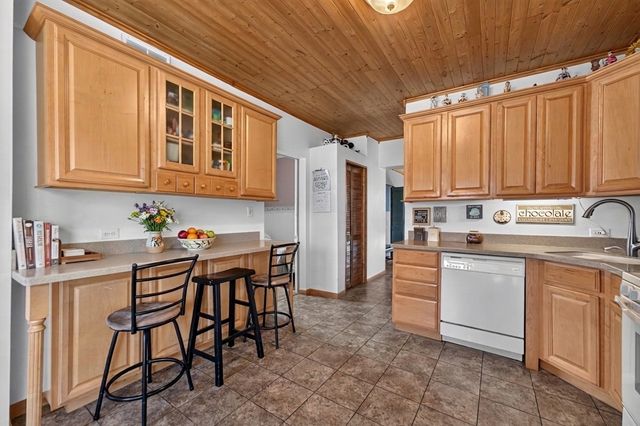 1224 Gunderson Avenue, Berwyn, IL 60402