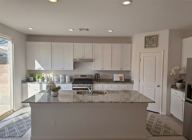 5961 Bruselas Street, Las Vegas, NV 89113