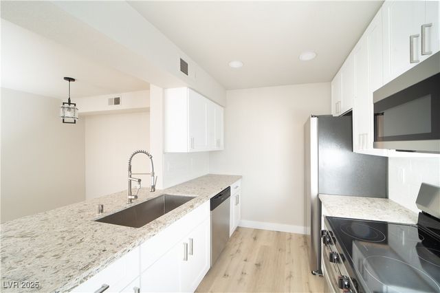 8101 West Flamingo Road 1057, Las Vegas, NV 89147