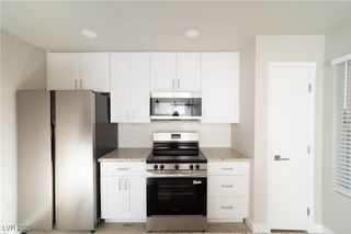 8101 West Flamingo Road 1057, Las Vegas, NV 89147