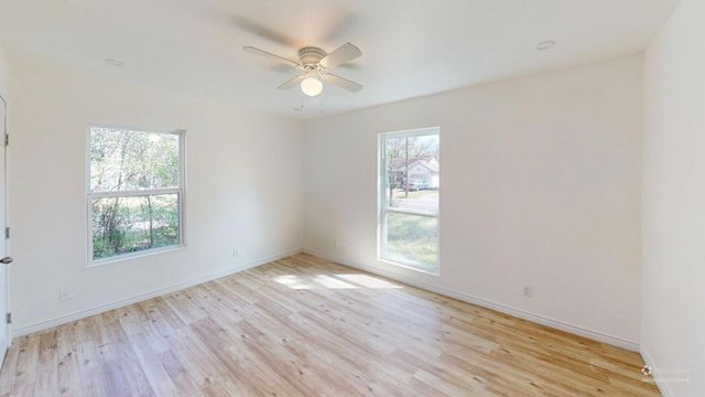 905 Bell Drive, Greenville, TX 75401