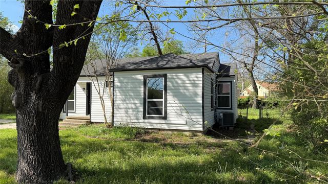 905 Bell Drive, Greenville, TX 75401