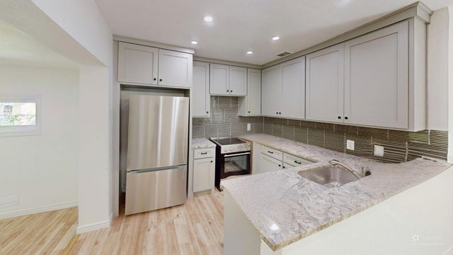 905 Bell Drive, Greenville, TX 75401