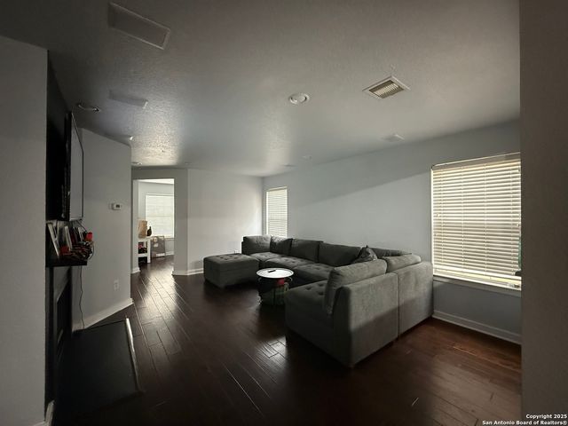 13707 York Woods, San Antonio, TX 78249