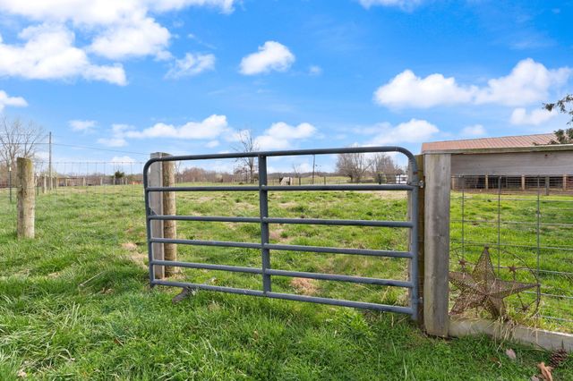 3096 Brassfield Road, Richmond, KY 40475