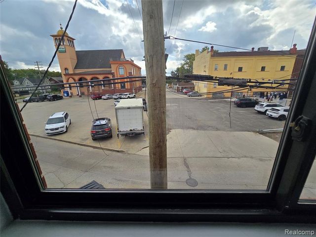 8833 Michigan Avenue, Detroit, MI 48210