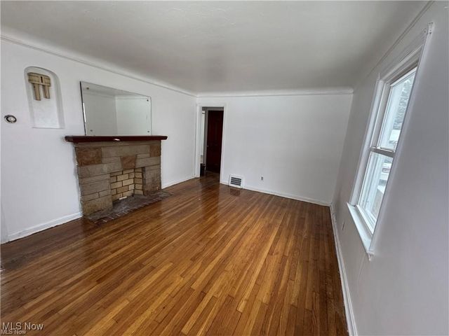 3678 W 140th Street, Cleveland, OH 44111