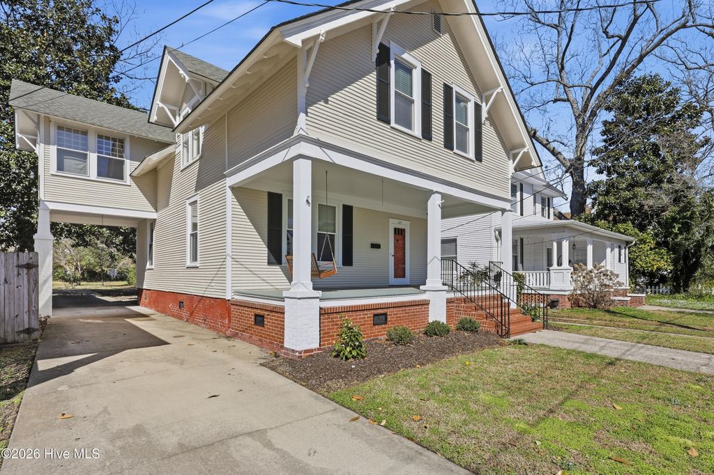 107 Selden Street, Elizabeth City, NC 27909