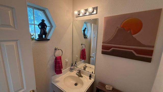 14706 Menifee ST, Austin, TX 78725