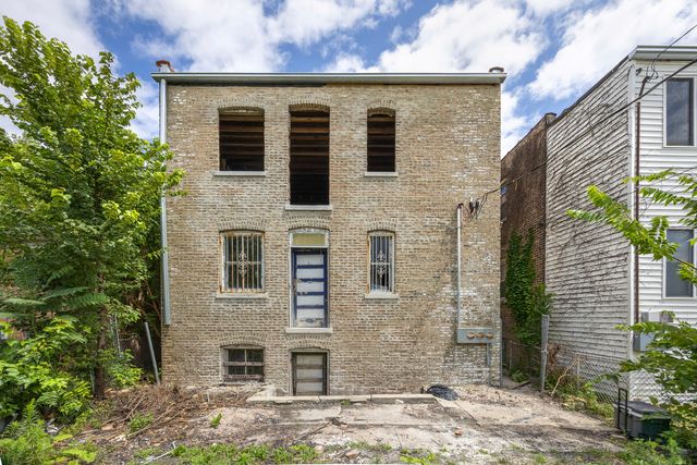8012 S Elizabeth Street, Chicago, IL 60620