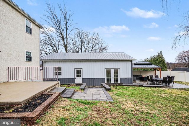 116 PIKELAND AVE, Spring City, PA 19475