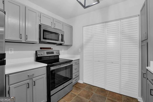 303 Mill Pond Court SE, Smyrna, GA 30082