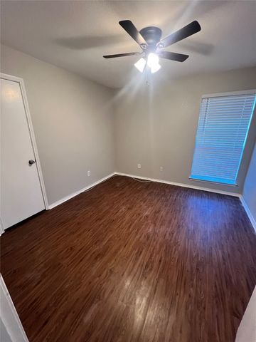 5710 Ranchogrande Drive, Arlington, TX 76017