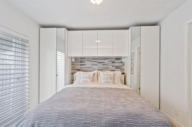 800 Briny Ave West, Pompano Beach, FL 33062