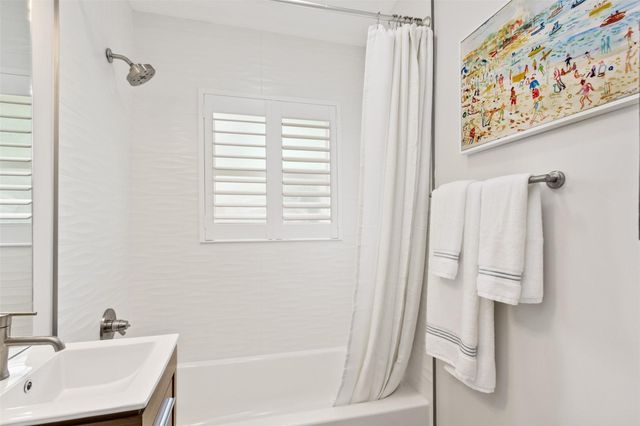 800 Briny Ave West, Pompano Beach, FL 33062