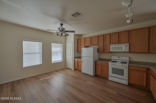 5518 W Copperhead Drive, Tucson, AZ 85742