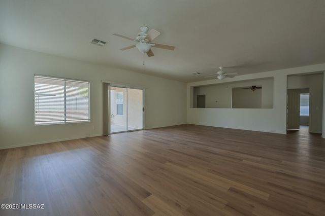 5518 W Copperhead Drive, Tucson, AZ 85742