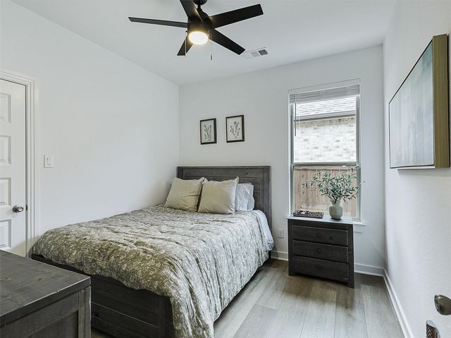 1909 Dappled Grey Avenue, Aubrey, TX 76227