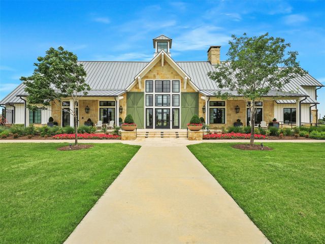 1909 Dappled Grey Avenue, Aubrey, TX 76227