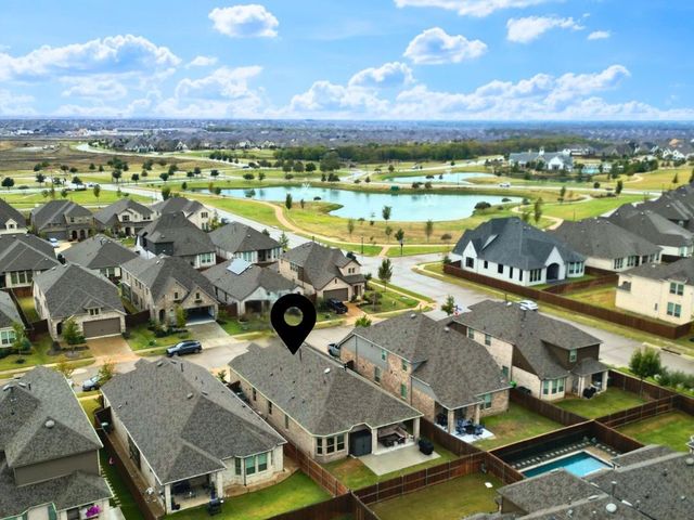 1909 Dappled Grey Avenue, Aubrey, TX 76227