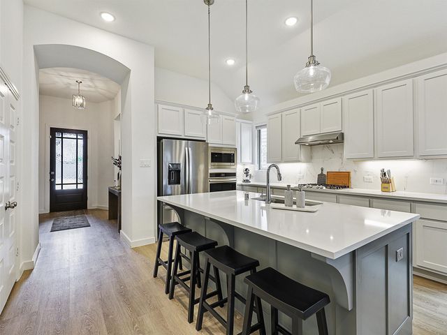 1909 Dappled Grey Avenue, Aubrey, TX 76227