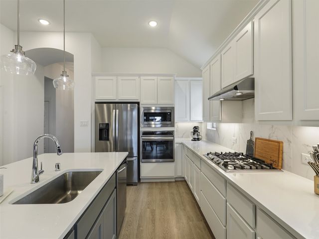 1909 Dappled Grey Avenue, Aubrey, TX 76227