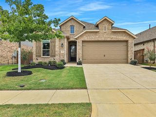 1909 Dappled Grey Avenue, Aubrey, TX 76227