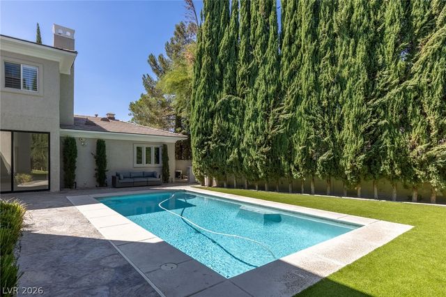 204 Satin Mist Court, Las Vegas, NV 89144