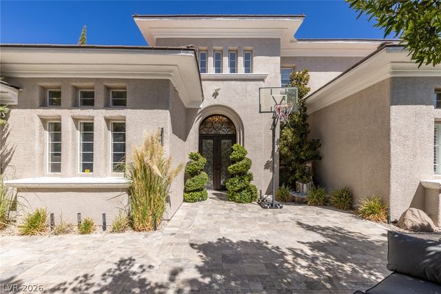 204 Satin Mist Court, Las Vegas, NV 89144