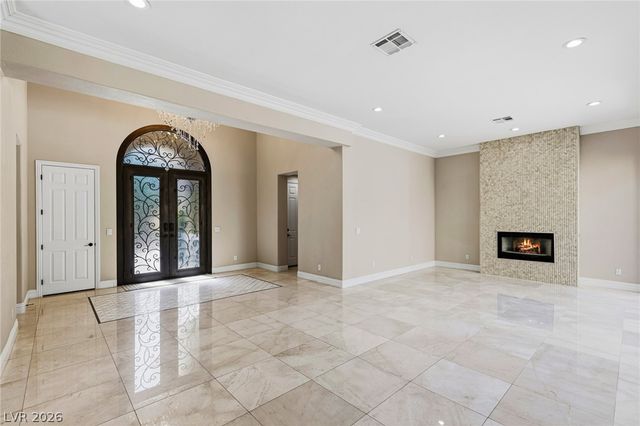 204 Satin Mist Court, Las Vegas, NV 89144