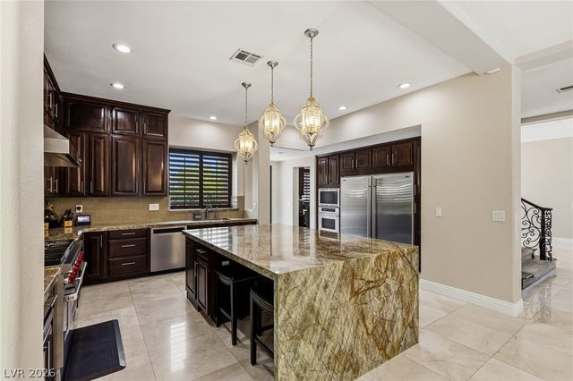 204 Satin Mist Court, Las Vegas, NV 89144