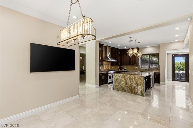 204 Satin Mist Court, Las Vegas, NV 89144