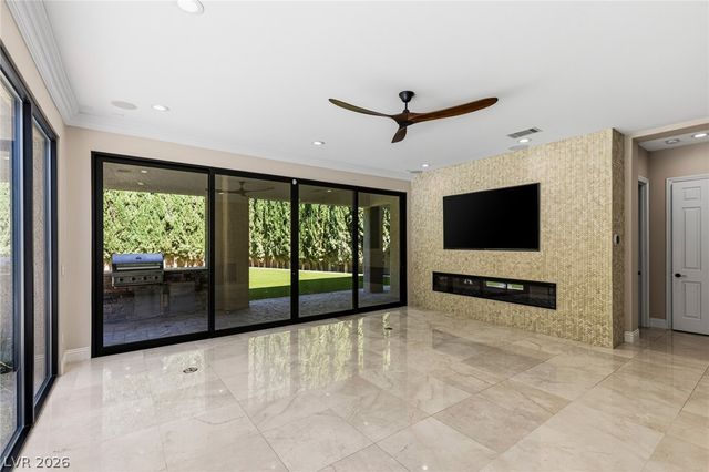 204 Satin Mist Court, Las Vegas, NV 89144
