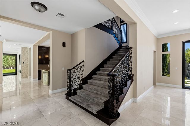 204 Satin Mist Court, Las Vegas, NV 89144