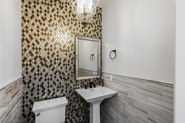 204 Satin Mist Court, Las Vegas, NV 89144