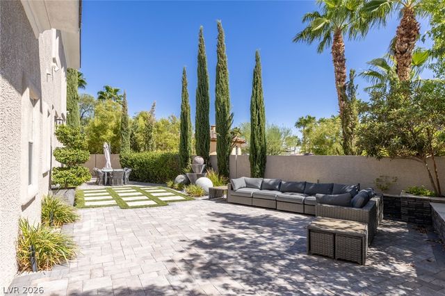 204 Satin Mist Court, Las Vegas, NV 89144