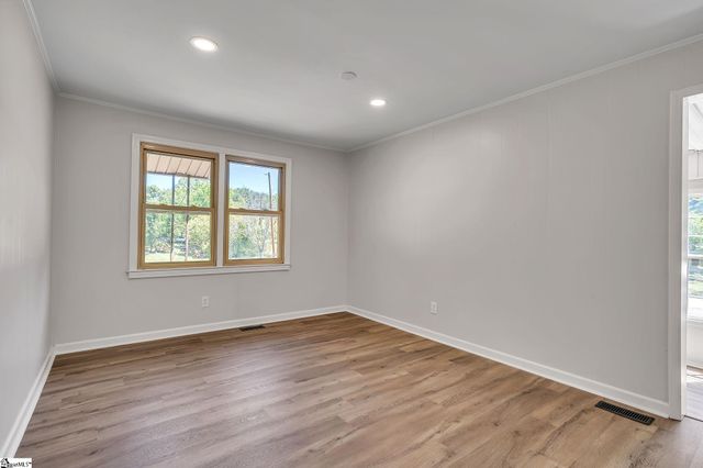 103 David Street, Woodruff, SC 29388