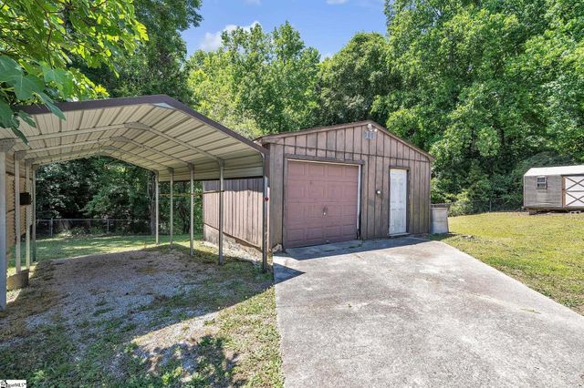 103 David Street, Woodruff, SC 29388