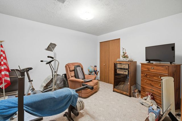 1160 32nd Street, Moline, IL 61265