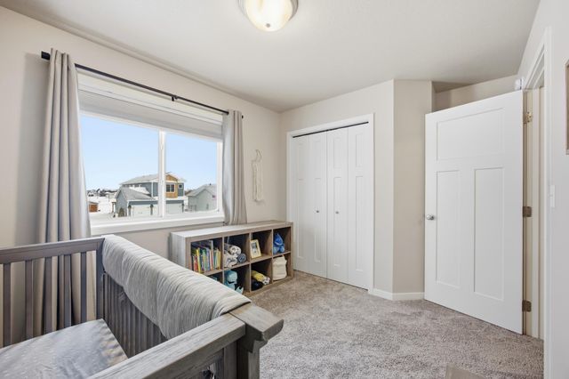 413 Hampton Drive W, Moorhead, MN 56560