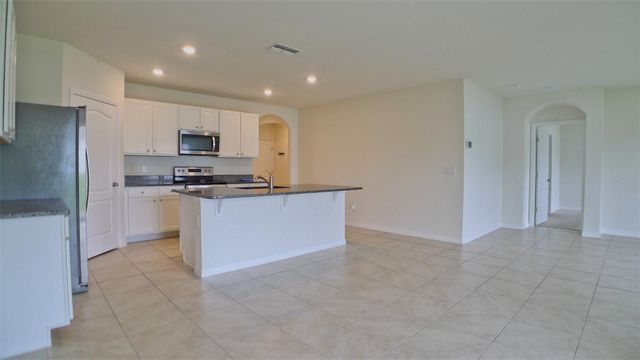 3237 COUNTRY WALK CLUB CIRCLE, Winter Haven, FL 33881