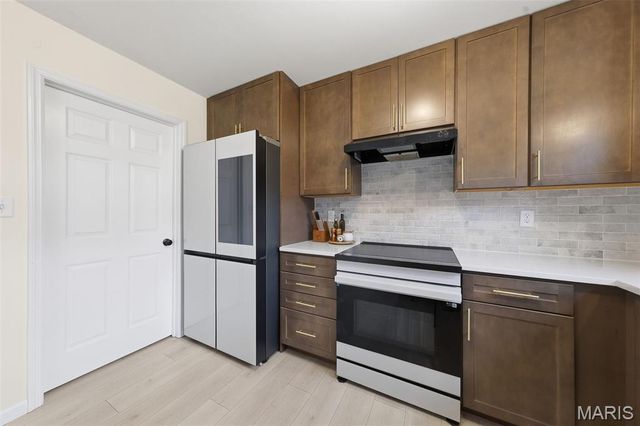 4279 Bear Ridge Drive, House Springs, MO 63051