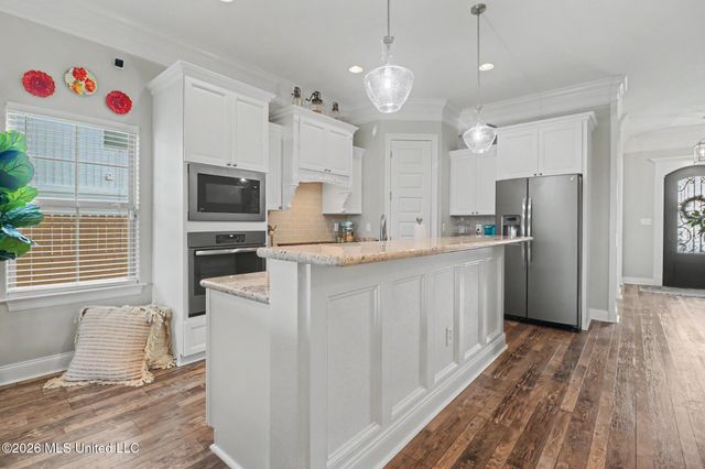 14038 Plantation Oaks Drive, Gulfport, MS 39503